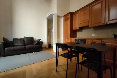 Casa in vendita, Via San Maurilio, Milano