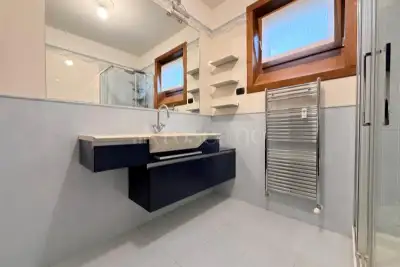 Casa in vendita, Via Adelaide Coari, Milano