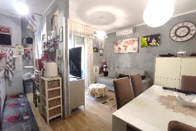 Casa in vendita, Via Tancredi Chiaraluce, Roma