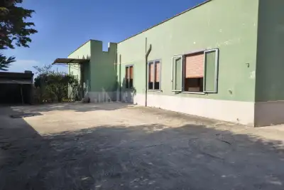 Casa Indipendente in vendita, Via Giamboi, Valderice