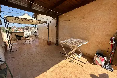 Villa Plurifamiliare in vendita, Via Carlo Tincani, Roma