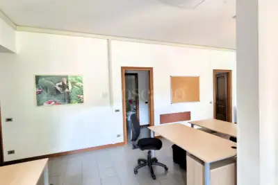 Ufficio in affitto, Via Alciato, Cantù