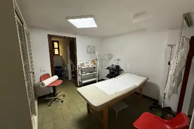 Casa Indipendente in vendita, pressi Mercato San Benedetto, Cagliari