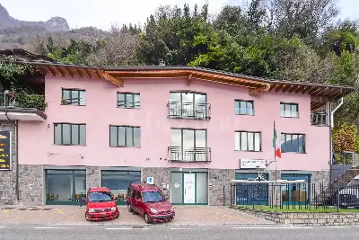 Casa in vendita, Via Regina Nuova, Laglio