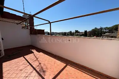 Villino a Schiera in vendita, Via Ernesto Basile, Roma