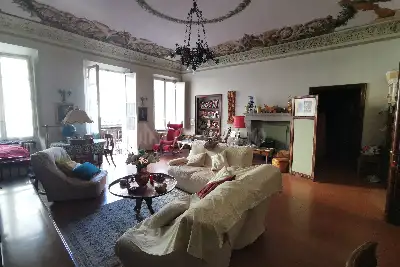 Casa in vendita, Via San Pietro, Siena