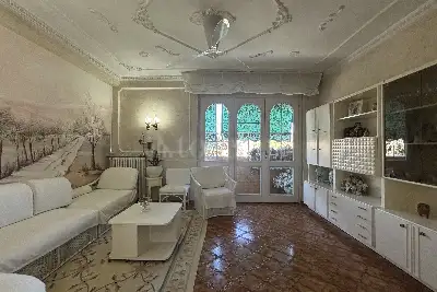 Casa in vendita, Via San Vigilio , Milano