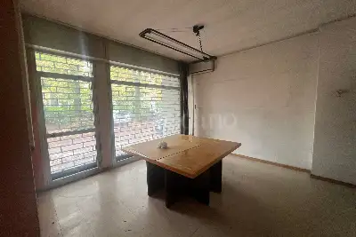 Negozio in vendita, Via Pietro Giardini, Modena