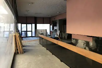 Capannone in vendita, Via Milano, Prato