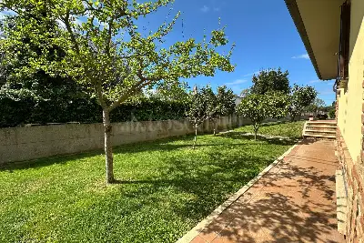 Casa Indipendente in vendita, Strada Piscina Scura, Latina
