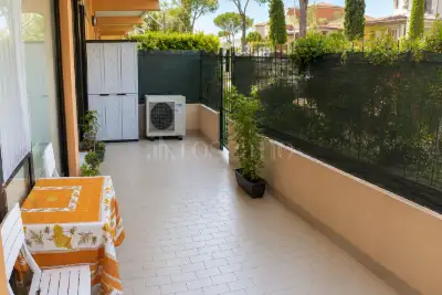 Ufficio in vendita, Via Divisione Acqui, Sirmione