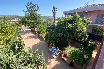 Villa Bifamiliare in vendita, Agnone Bagni-Villagio Settebello, Augusta