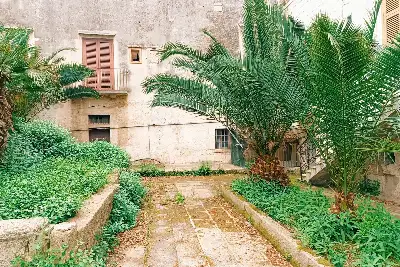 Casale in vendita, Via L. Tarantini, Rutigliano