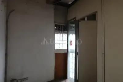 Magazzino in vendita, Via Santorre di Santarosa, Roma