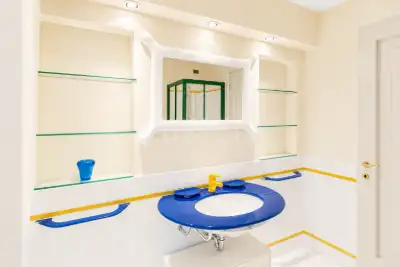 Villa in vendita, Via Alessandro Volta, Padenghe sul Garda