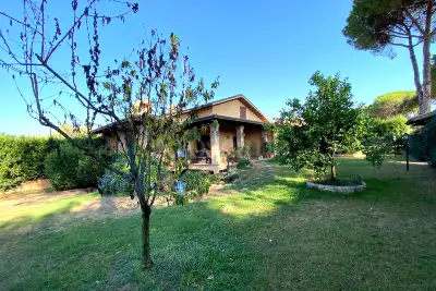 Villa in vendita, Via Raffaello Franchi , Roma