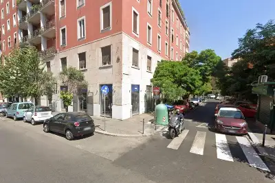 Negozio in vendita, Via Lucrino, Roma