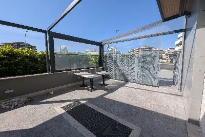 Negozio in vendita, Viale Gianluigi Bonelli, Roma