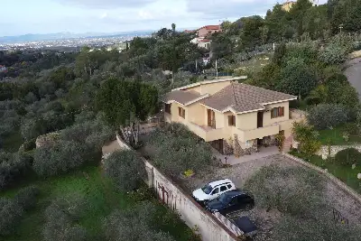 Villa in vendita, Traversa Monte Furru 21, Sassari
