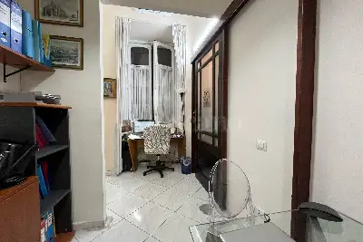 Casa in vendita, Piazza Nicola Amore, Napoli