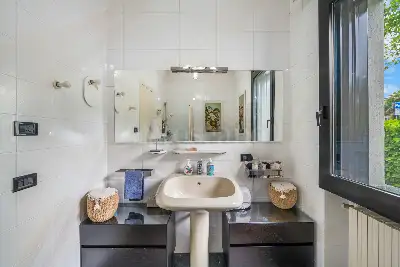 Villa in vendita, LUNGOLAGO CESARE BATTISTI, Desenzano del Garda