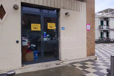 Attività Commerciale in vendita, Via Consolare Pompea, Messina