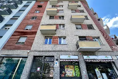 Casa in vendita, Piazza Enrico Chiaradia, Milano