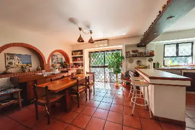 Villino a Schiera in vendita, Via Sofocle , Roma