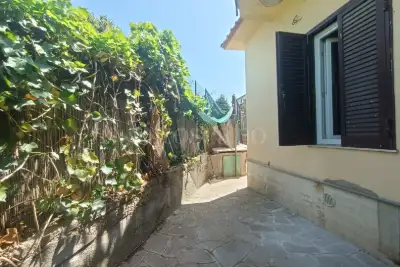 Villa in vendita, Vicolo del Bel Poggio, Roma