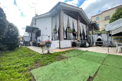 Villa Plurifamiliare in vendita, Via Pietro Benedetti, Roma