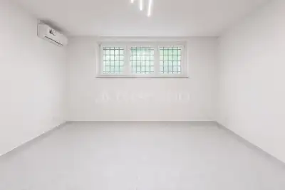 House for sale, Via Zurigo, Milano