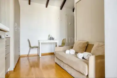 Casa in vendita, Via Goffredo Mameli, Milano