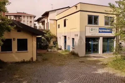 Palazzo in vendita, Via della Volta, Brescia