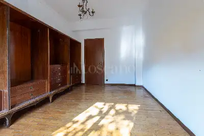 Casa in vendita, Via Sebastiano Veniero, Milano