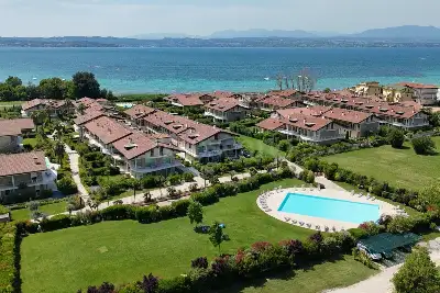 Attico in vendita, Via Benaco, Sirmione