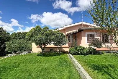 Villa in vendita, Strada Vicinale Monti Bianchinu 16, Sassari