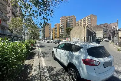 Negozio in affitto, Via dell’oro, Catania