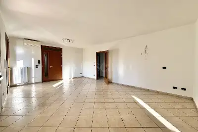 Casa in vendita, Via San Chiara, Peschiera del Garda