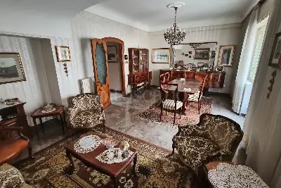 Casa in vendita, Via Leonardo Gallucci, Catanzaro