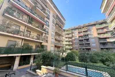 Casa in vendita, Via Giancarlo Sismondi, Milano