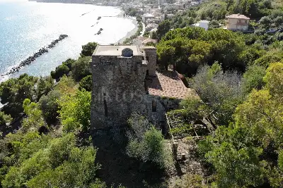 Palazzo in vendita, Strada Statale 267, Pollica