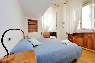 Casa in affitto, Via di San Nicola da Tolentino, Roma