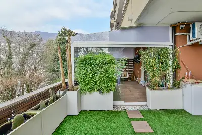 Casa in vendita, Via Salvatore Quasimodo, Como