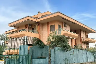Casa in vendita, Largo Guglielmo La Pegna, Roma