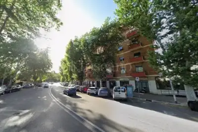 Negozio in vendita, Lungotevere degli Inventori, Roma