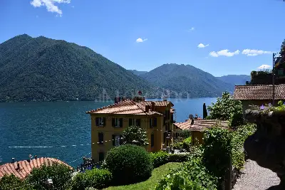 Casa Indipendente in vendita, Via Schignano, Argegno