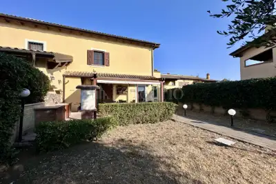 Villa Plurifamiliare in vendita, Via Italo Raulich, Fiumicino