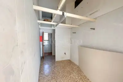 Negozio in vendita, Via Monte Grappa, Scafati