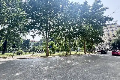 Casa in vendita, Via Bazzini, Milano