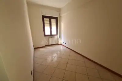 Casa in vendita, Via Roma, Pomezia